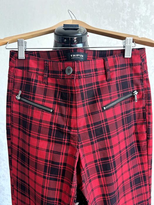 Продам новые брюки TAIFUN 36 размера.