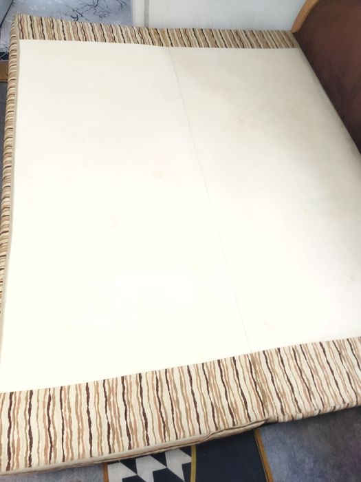 Продам диван в хорошем состоянии