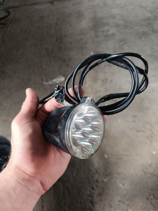 Vând piese trotineta