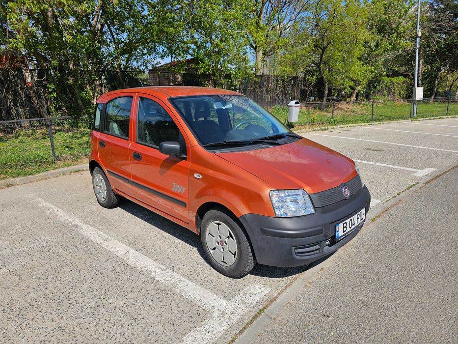 Fiat Panda 2008, benzină, 13.000 km reali, utilizată puțin și ținută în garaj