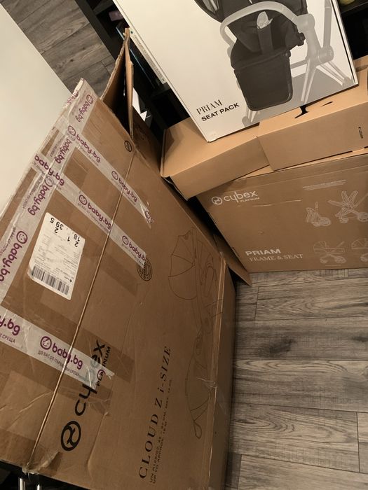 КоличкаCybex priam и стол Cybex cloud Z I-size