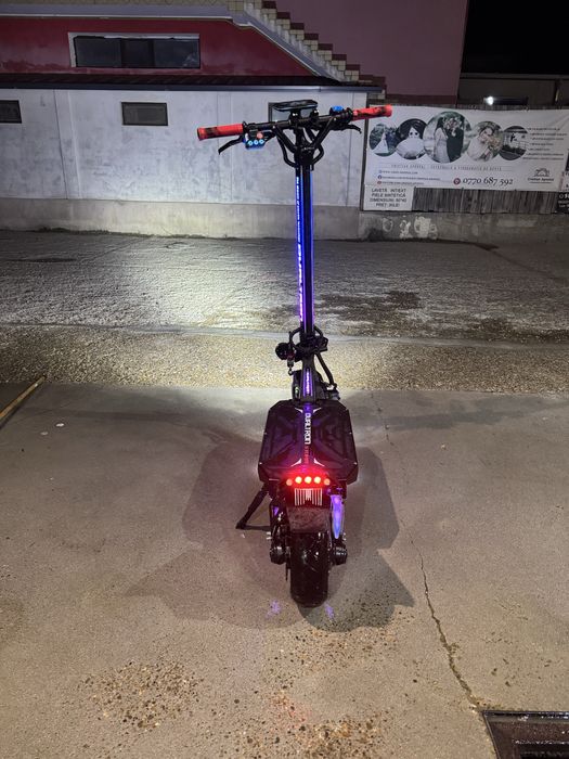 De vânzare Dualtron Storm Limited