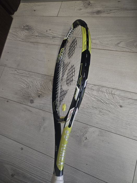 Rara Yonex Ezone Ai 100 Stare foarte buna