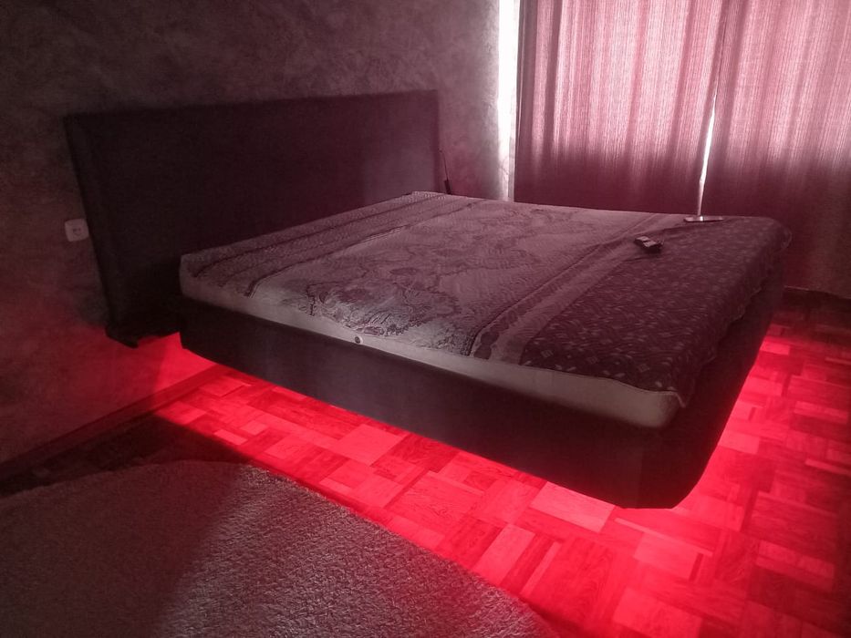 Продам кровать двуспальная