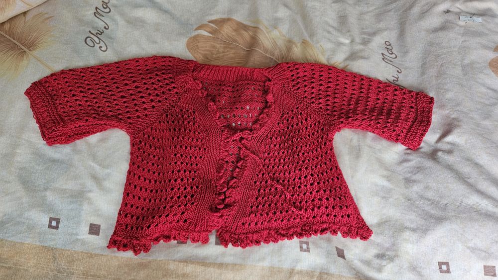 Hainute tricotate manual pentru copii