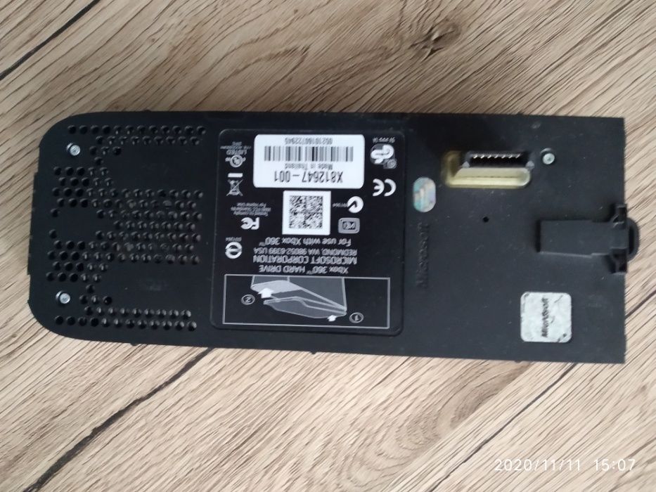 Хард диск за хбох 360 паметта му е 120 гб xbox