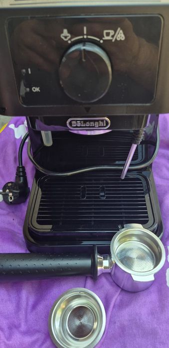 Aparat de cafea Delonghi