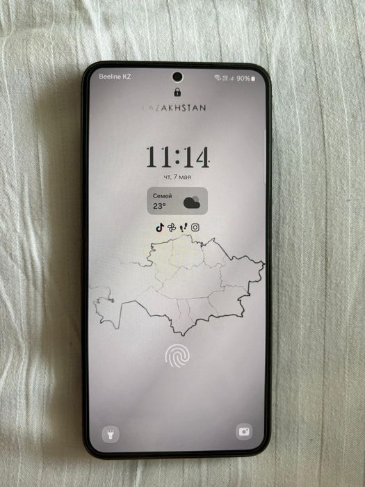 Продаётся Samsung S23 128гб