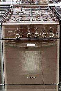 Компактная газовая плита от компании GEFEST.  Габариты: (50×57×85)