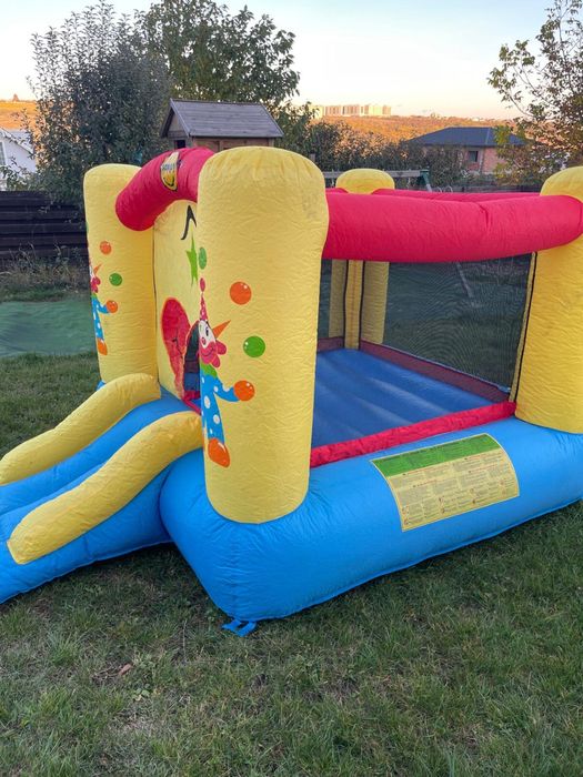 Loc de joaca gonflabil de vanzare