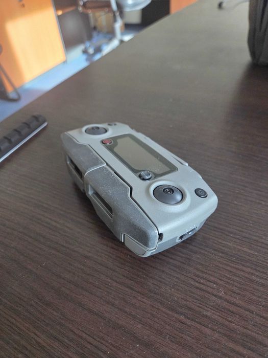 DJI Mavic 2 Pro, 3 acumlatori + geantă