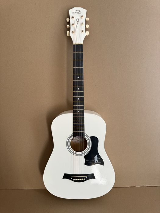 Гитара 38 размер, классическая и акустическая