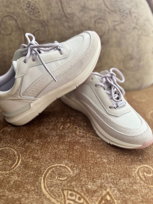 Женски маратонки Calvin Klein НОВИ