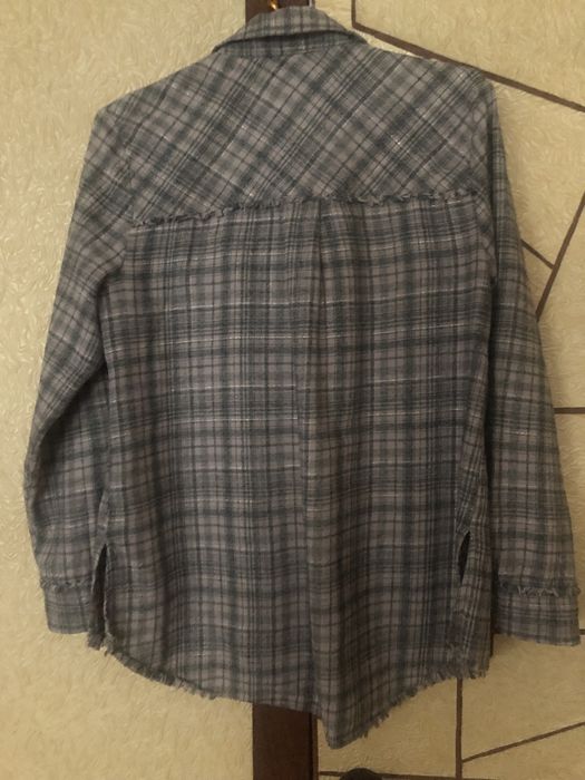 Рубашки в клетку по 1000 тг