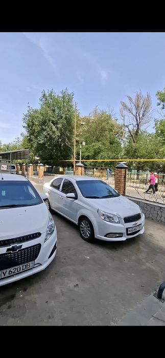 Квартира  сотилади