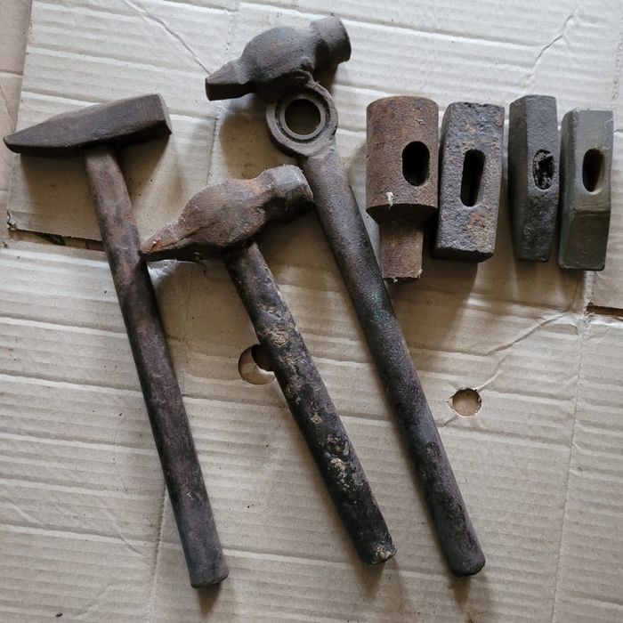 Продам набор домашних инструментов.