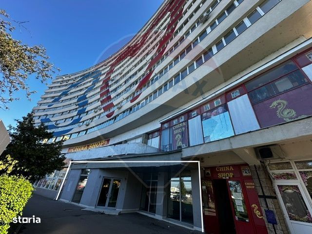 SPATIU COMERCIAL - zona Semiluna , Baia Mare