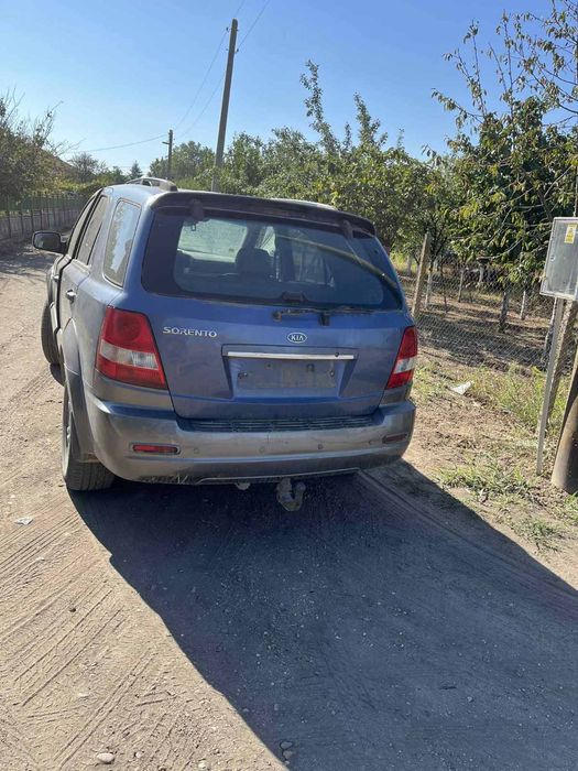 KIA Sorento  2.5 D на части само