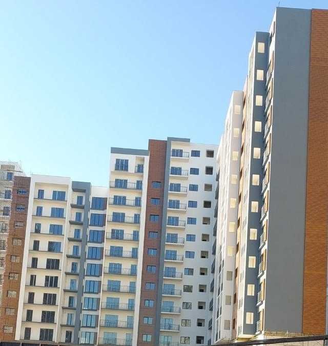 Сергели Машина бозор олдида 3 хонали новостройка сотилади. 89 м2