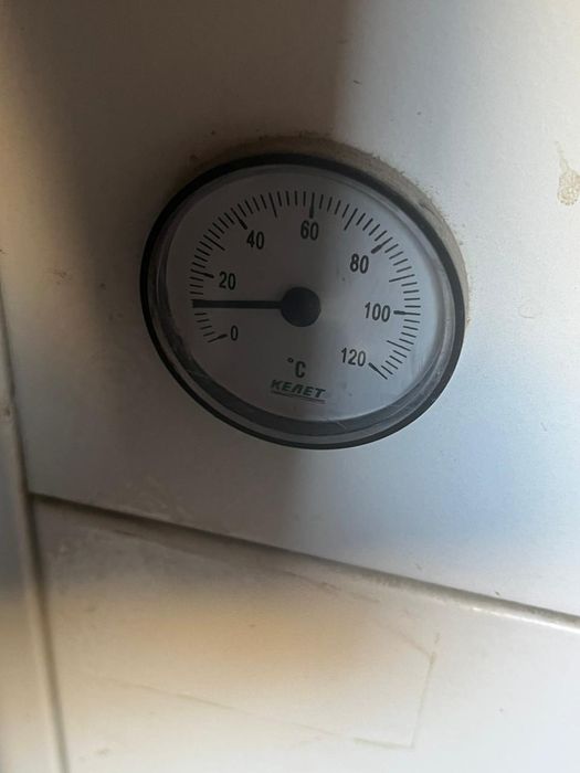 Пеш сатылады срочна