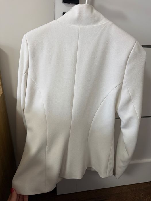 Дамски сако Avin