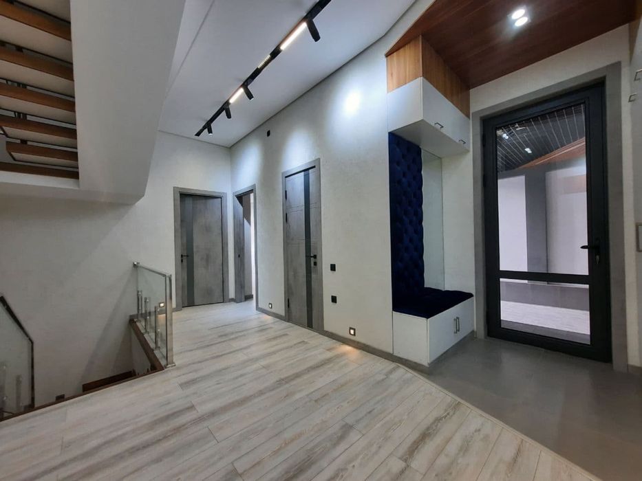 Сдаётся Hi-Tech дом на Никитина! Мирзо Улугбекский район!