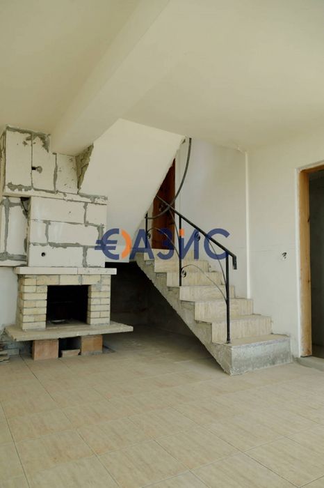 Триетажна вила с панорамна гледка към морето в Балчик, България, 116