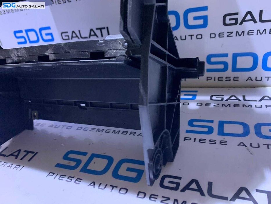 Consola Suport Centrala Rama Single 1 DIN Audi A4 B7 2005 - 2008 Cod 8E0858005E [L9340]