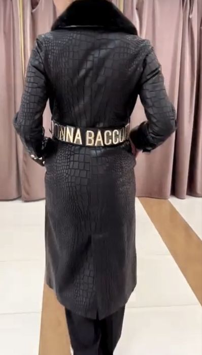 Продам новый кожаный плащ