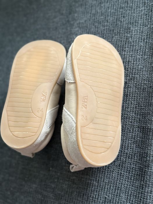 Pantofi/tenesi copii ZARA din piele 24 NOU
