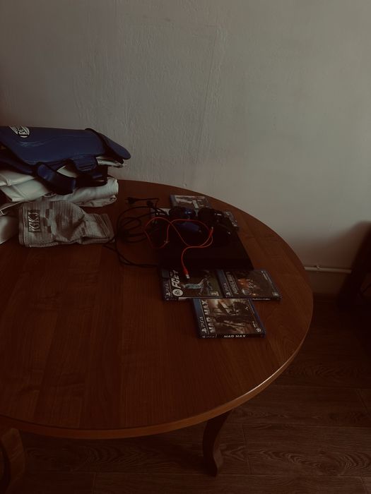 Продам пс 4 слим