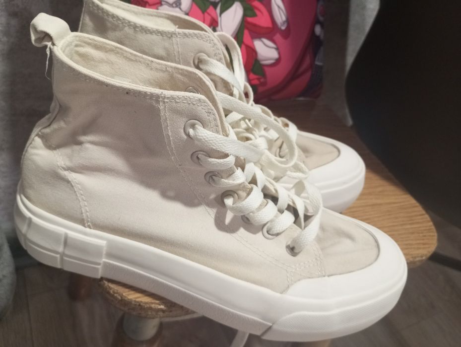 Кеды,светло бежевые