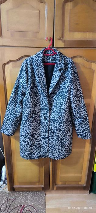 Vând palton dama C&A