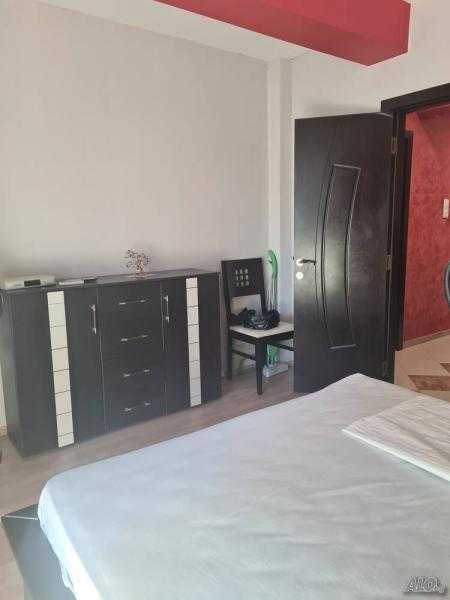 Дава се под наем Двустаен апартамент в Бургас, Лазур - 60 кв.м за 306 € - Снимка #4