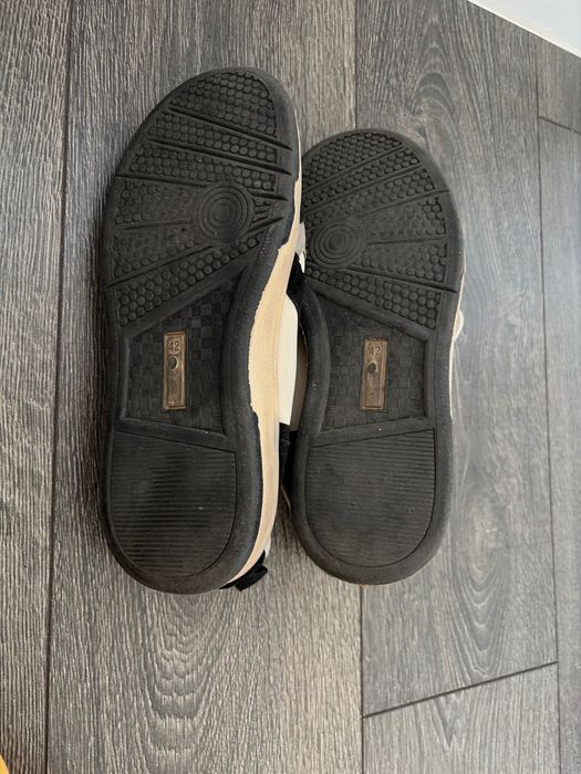 Продам Fashion оригинал кроссовки