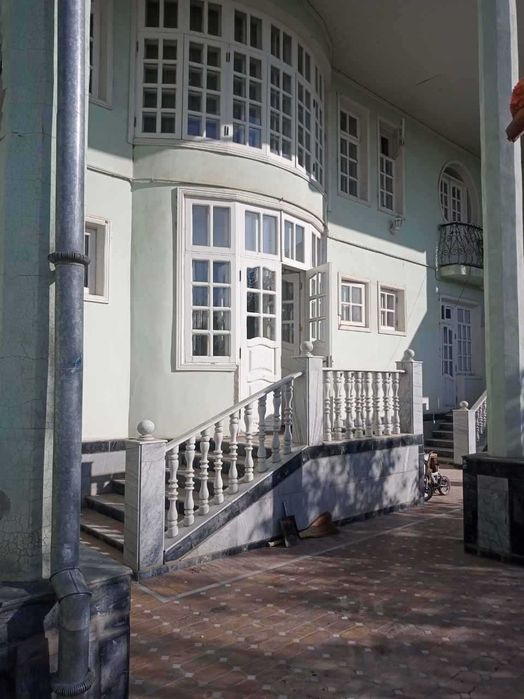 Участока сотилади 9.44+2,60=12 сотих, 2 этаж.  Срочно сотилади!