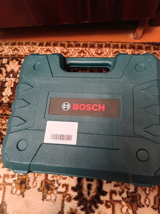 Шуруверт новый makita