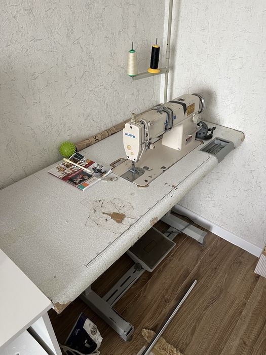 Швейная машинка