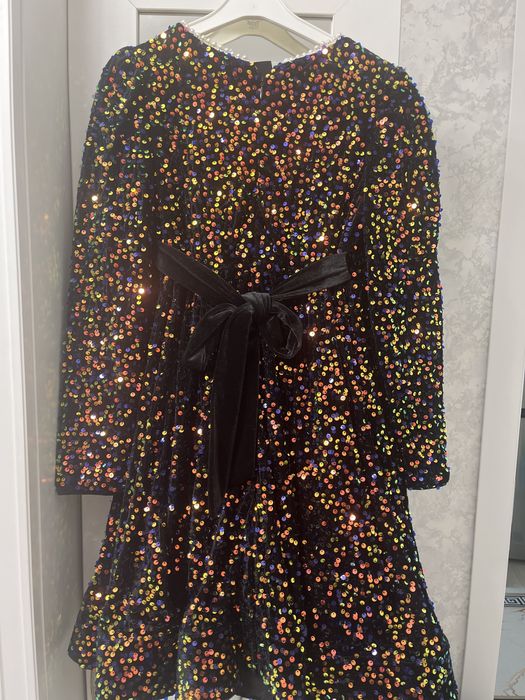 Платье на девочку