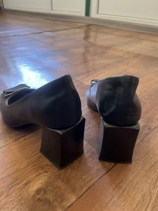 Женские туфли 38 р