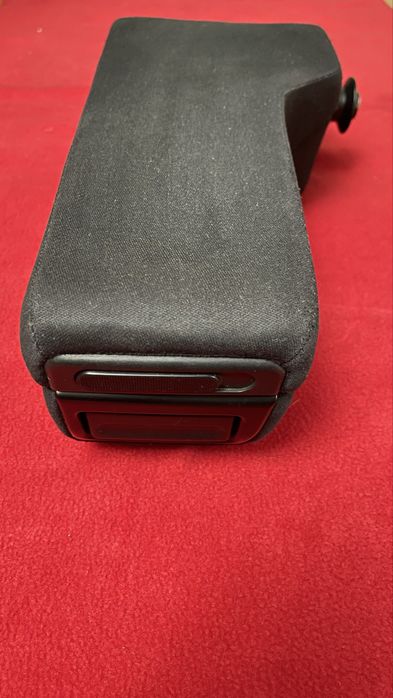 подлокотник Ауди