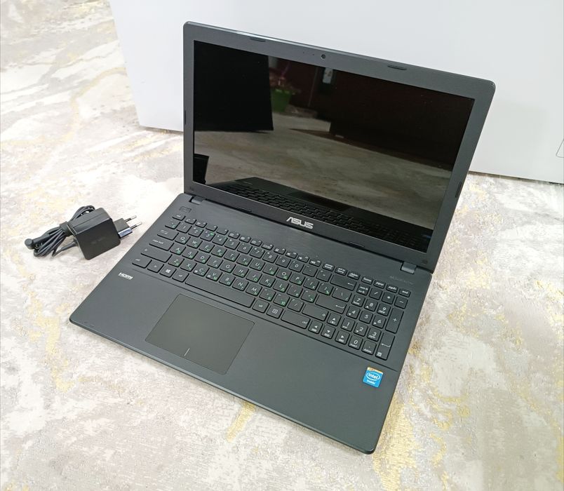 Ноутбук ASUS Black Microsoft office.