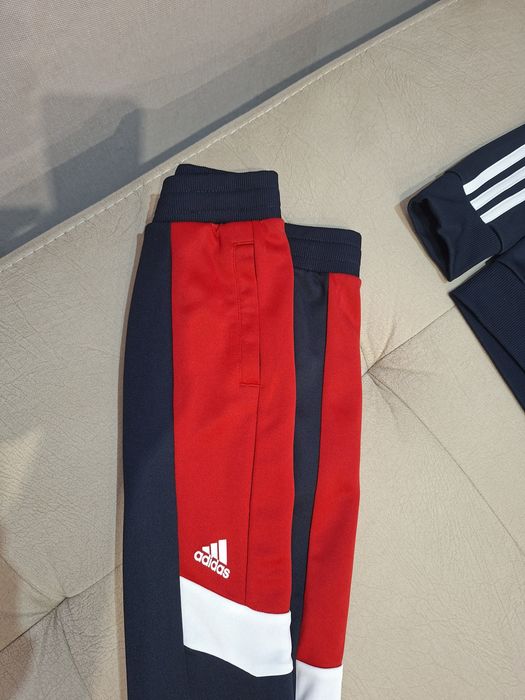 Анцунг Adidas детски  !