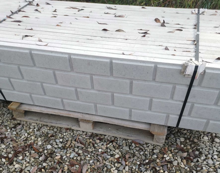 Gard beton placă și stâlp