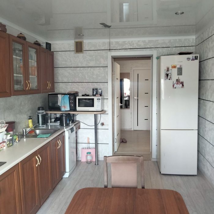 Продам 3 - ую квартиру