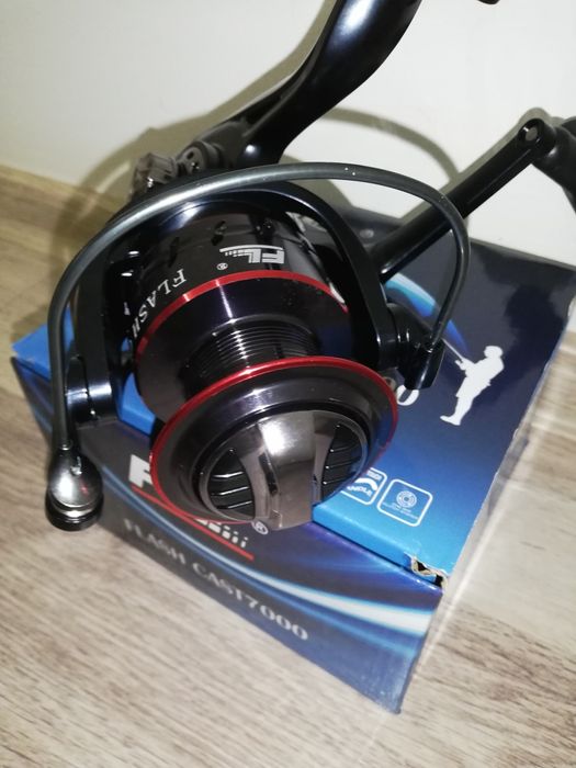 Set 4 Mulinete FL Flash Cast 7000 9+1 Rulmenti