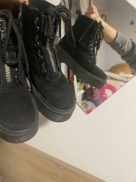 Ghete piele marca Venezia