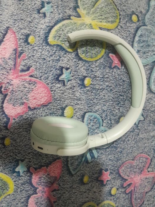 Наушники тема во