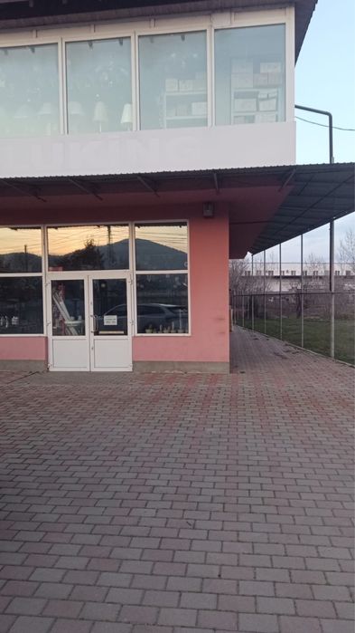 Spatiu comercial de vanzare