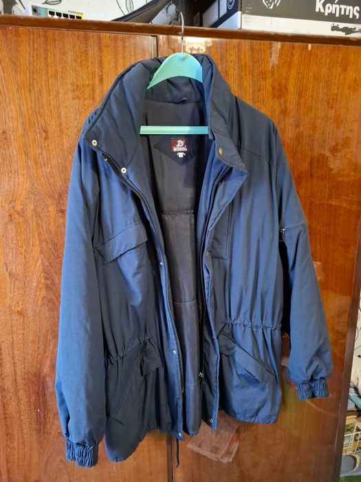 Зимно яке, размер L.